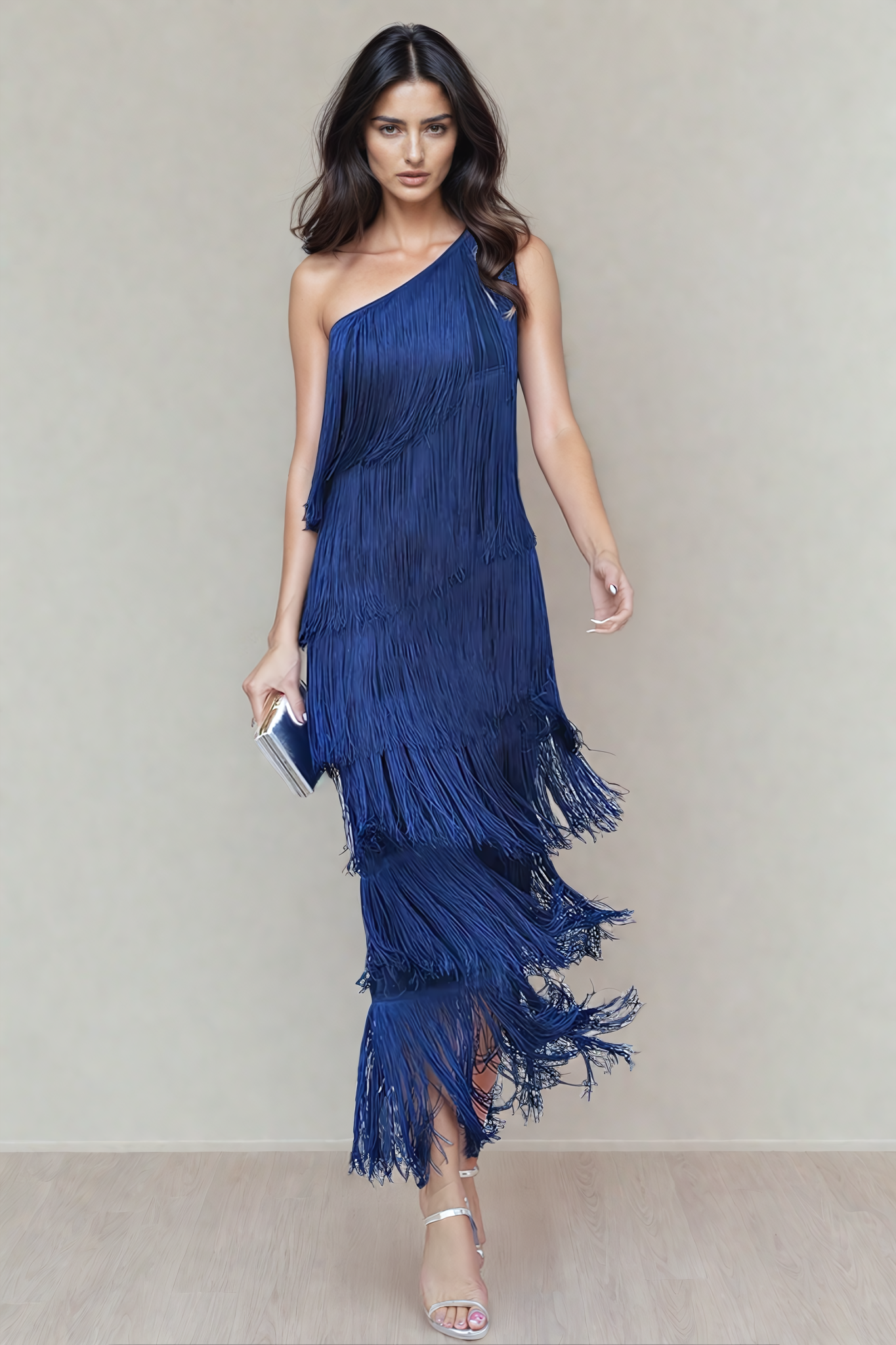 Abito elegante con frange