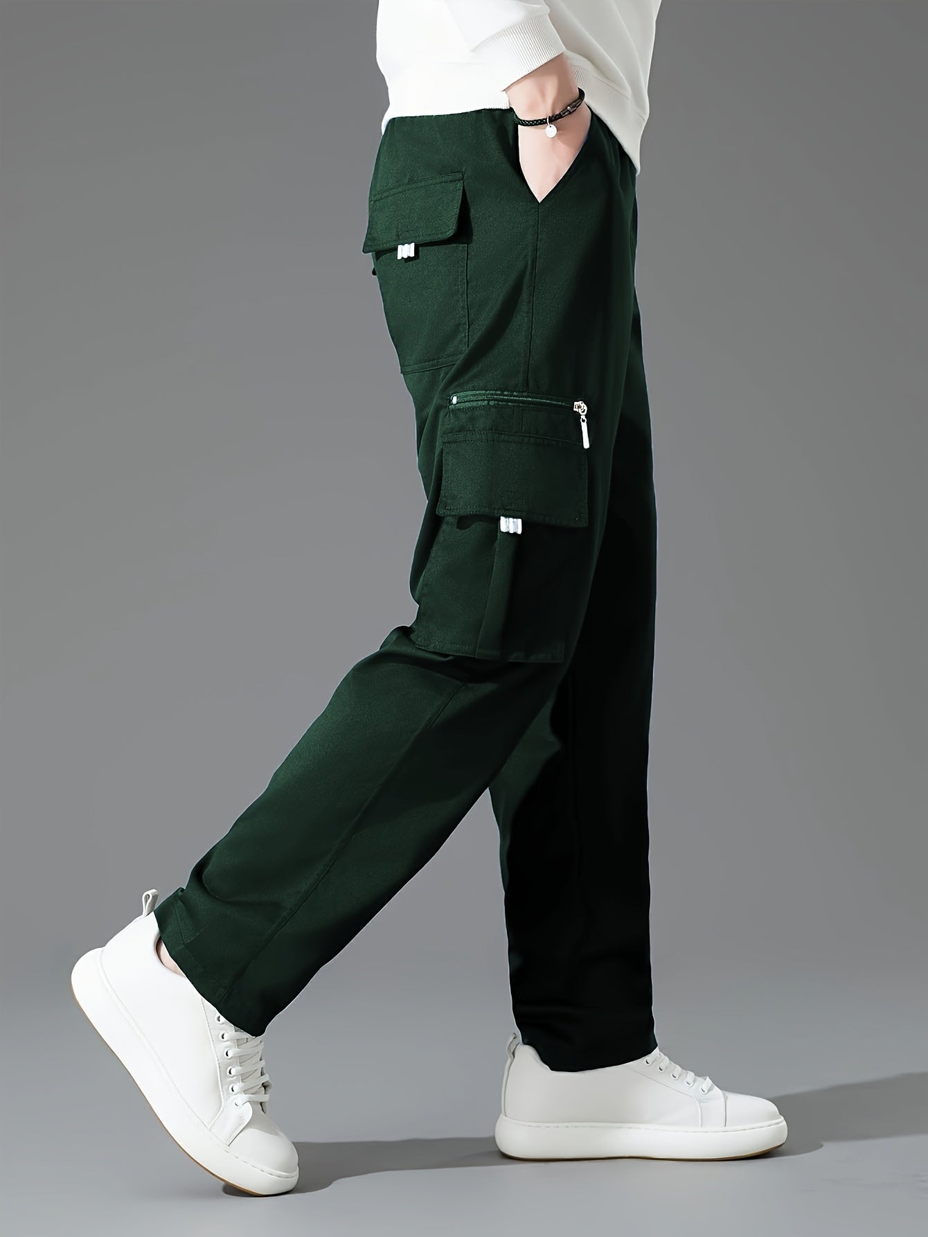 Pantaloni cargo dal taglio ampio