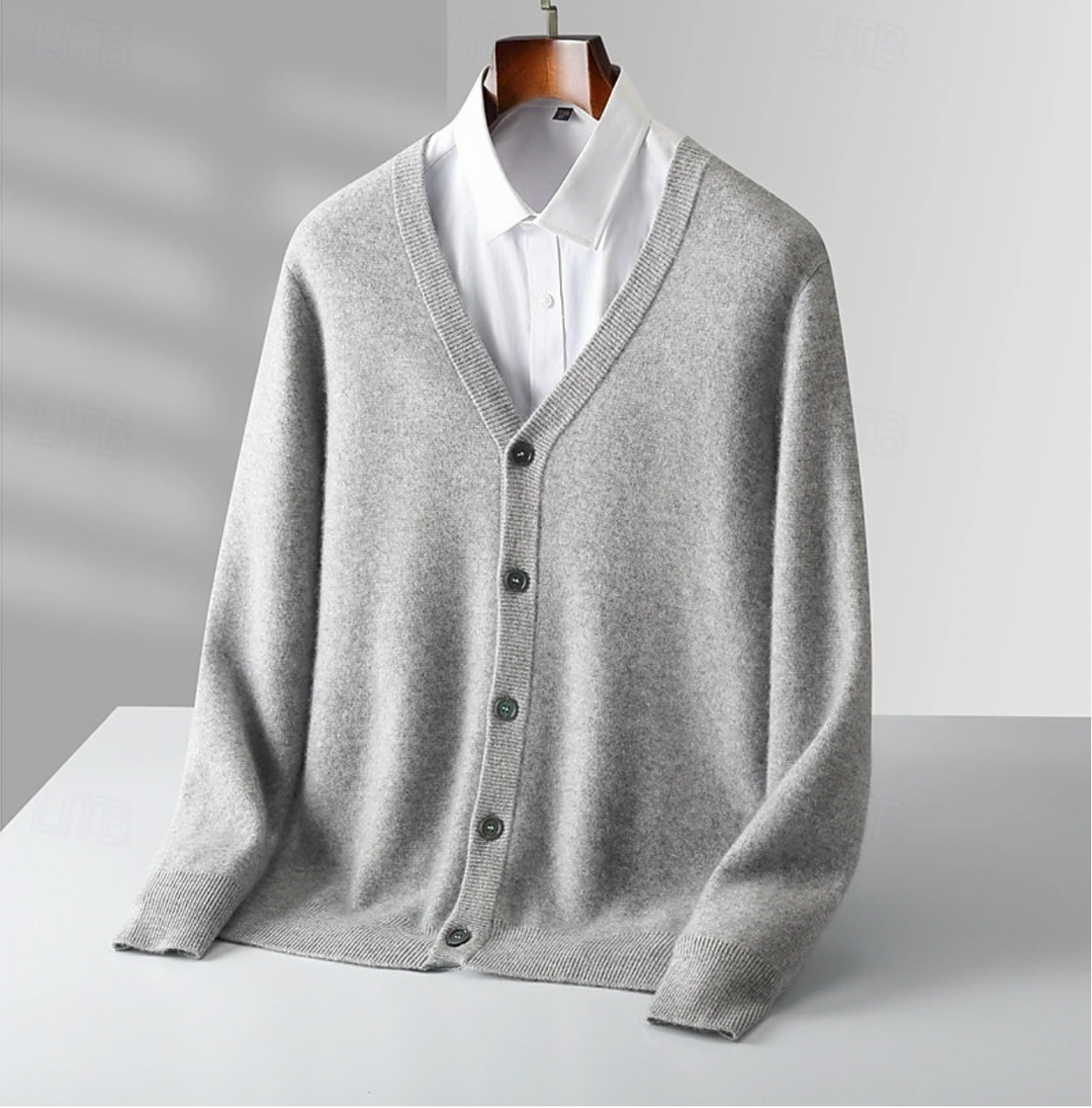 Cardigan elegante con bottoni