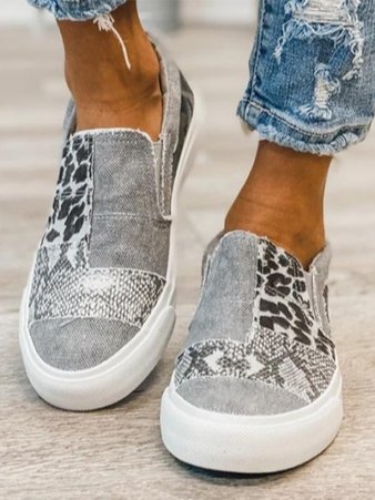 Eleganti scarpe slip-on antidolorifiche