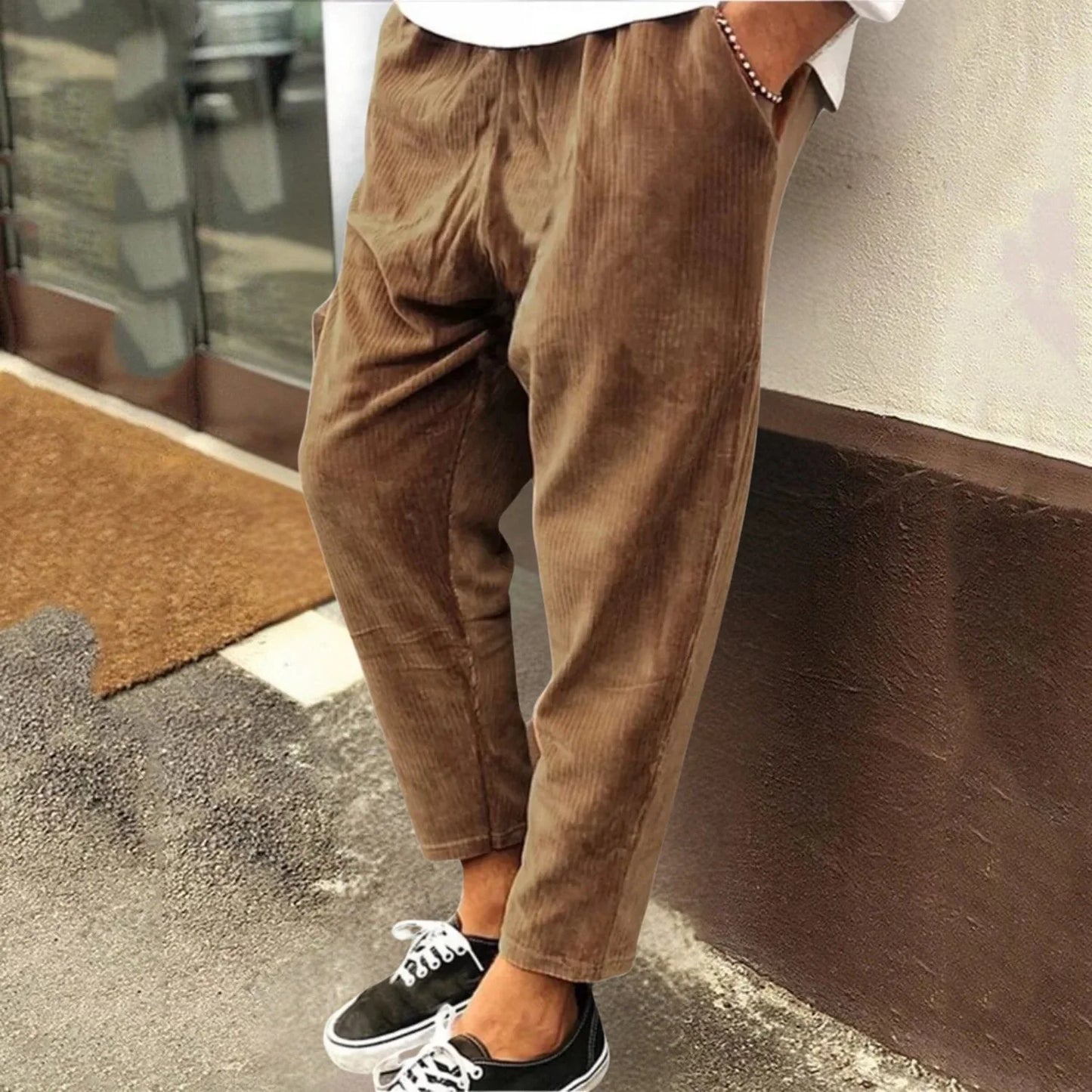 Pantaloni eleganti in velluto a coste