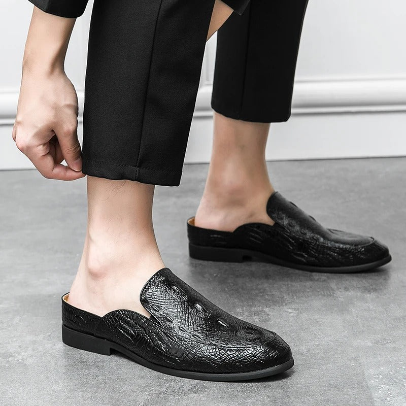 Scarpe eleganti con stampa coccodrillo