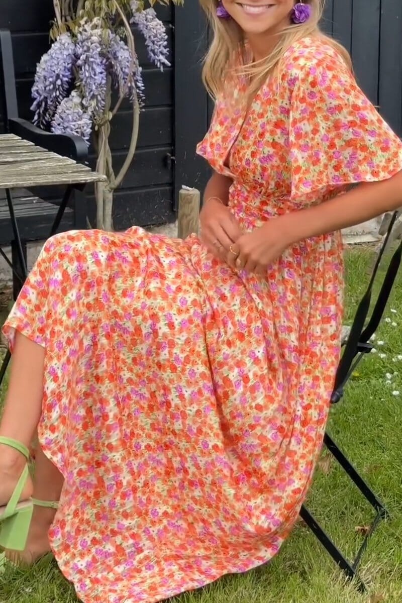 Maxi abito elegante con scollo a V